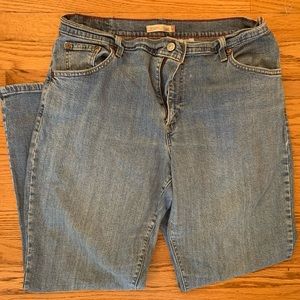 Levi’s Relaxed Boot Cut Jeans Size 18